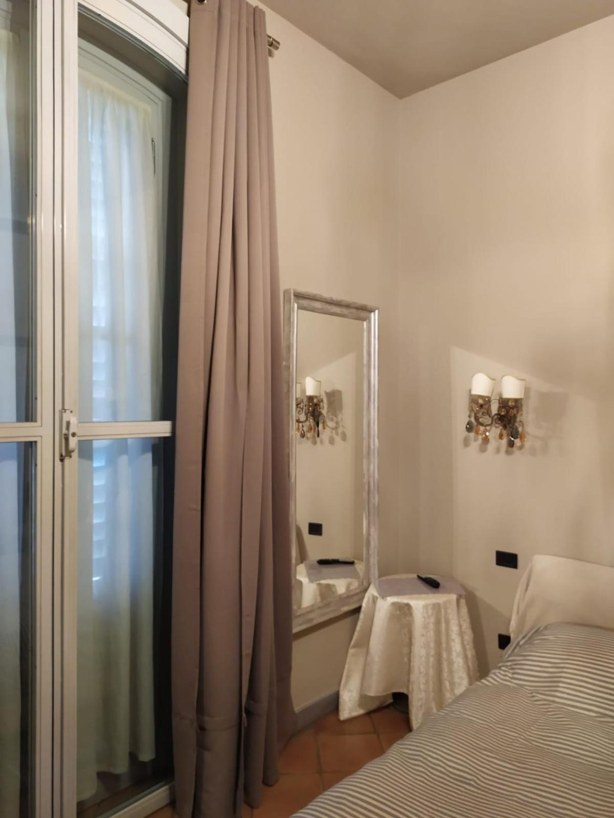 Camera Navigli Con Bagno Privato Milano Dış mekan fotoğraf
